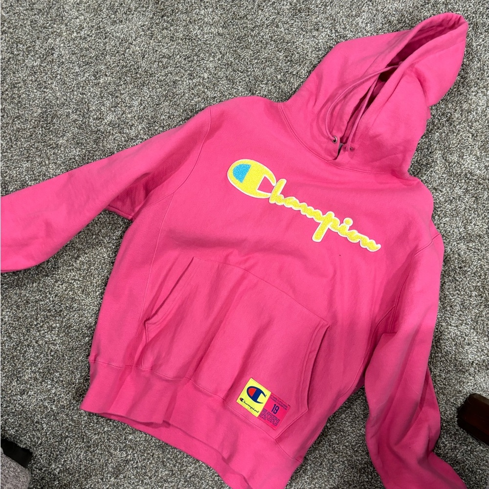 💗 PINK Champion hoodie with yellow - never worn NEW